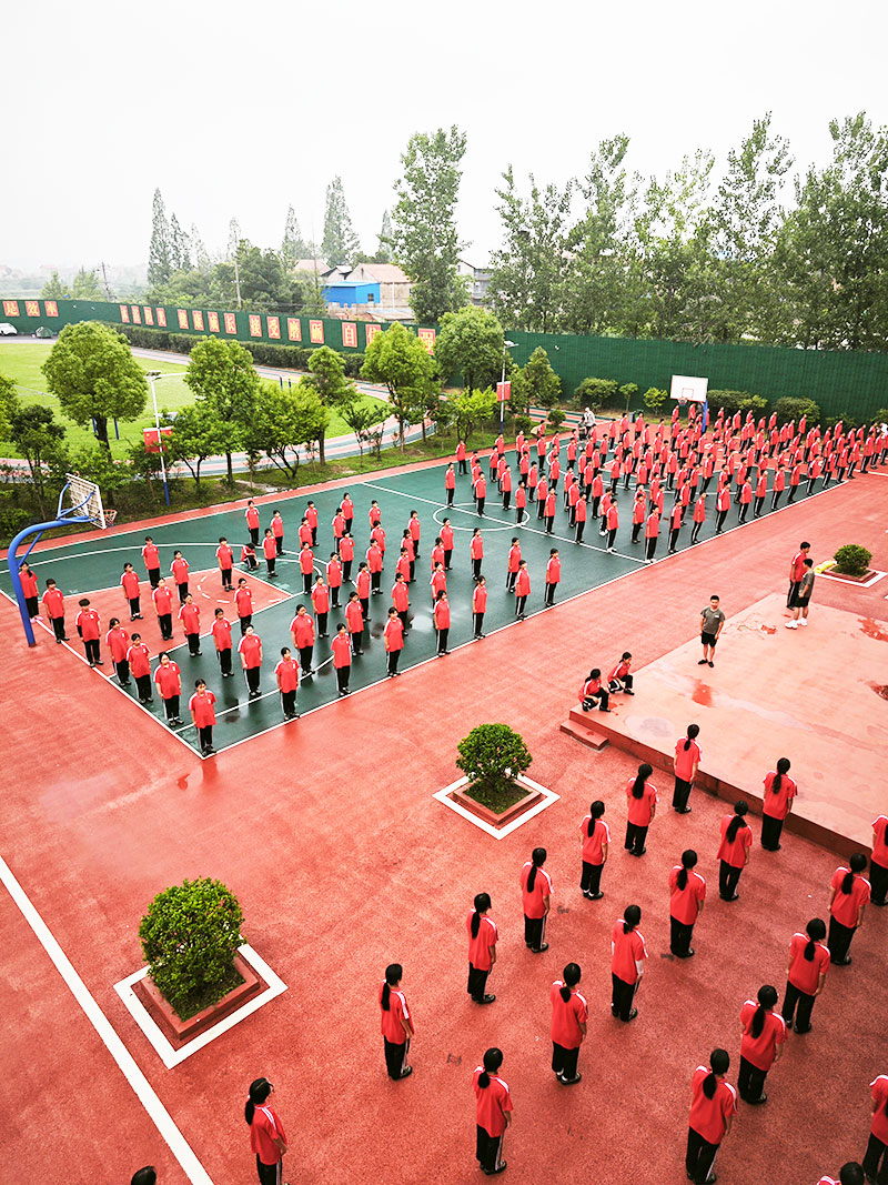 高中男孩网恋是否影响现实社交能力? 高中男孩网恋是否影响现实社交能力?